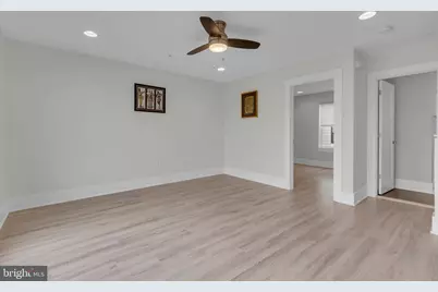 11326 Emerald Park Road, Potomac, MD 20854 - Photo 33