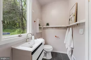 24308 Hipsley Mill Rd, Gaithersburg, MD 20882 - Photo 25