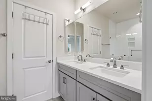 16143 Columbus Ave, Derwood, MD 20855 - Photo 21