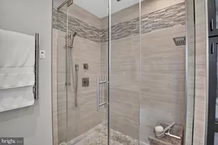 10211 Oldfield Dr, Kensington, MD 20895 - Photo 29