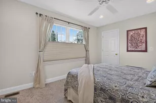 10211 Oldfield Dr, Kensington, MD 20895 - Photo 33