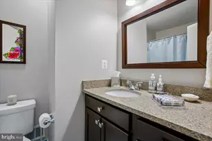 8308 Lilly Stone Dr, Bethesda, MD 20817 - Photo 27