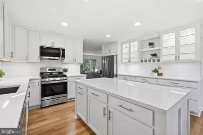 14909 Waterway Drive, Rockville, MD 20853 - Photo 13