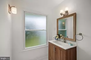 2200 Ellis St, Silver Spring, MD 20910 - Photo 21