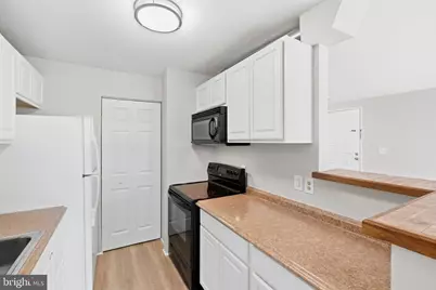 13121 Wonderland Way #13-138, Germantown, MD 20874 - Photo 13