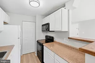 13121 Wonderland Way, Germantown, MD 20874 - Photo 13