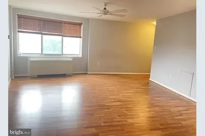 10201 Grosvenor Place #1628, Rockville, MD 20852 - Photo 5