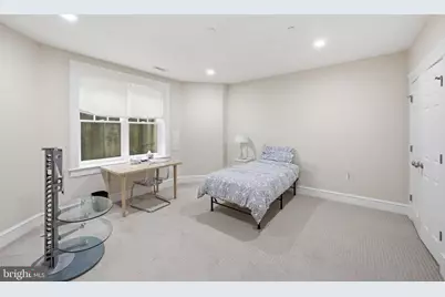 4702 W West Virginia Avenue, Bethesda, MD 20814 - Photo 31