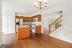13 Drumcastle Ct, Germantown, MD 20876 - Photo 11