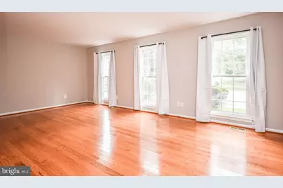 10036 Maple Leaf, Gaithersburg, MD 20886 - Photo 3