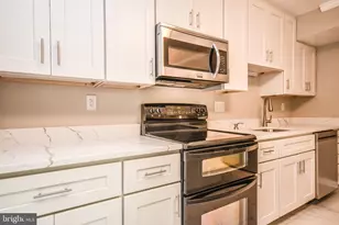 10036 Maple Leaf, Gaithersburg, MD 20886 - Photo 13