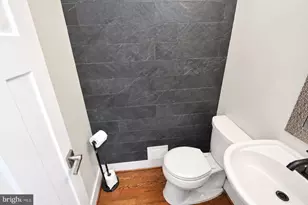 21 Keystone Dr, Gaithersburg, MD 20878 - Photo 17
