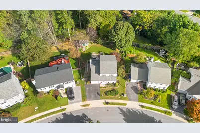 10717 Hunters Chase Lane, Damascus, MD 20872 - Photo 5