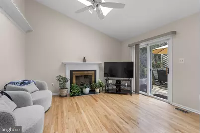 10717 Hunters Chase Lane, Damascus, MD 20872 - Photo 11