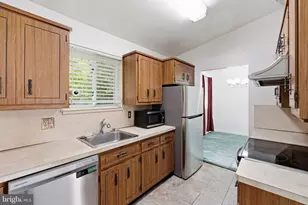 4809 Aspen Hill Rd, Rockville, MD 20853 - Photo 5