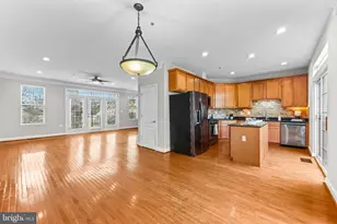 224 N Summit Ave, Gaithersburg, MD 20877 - Photo 13