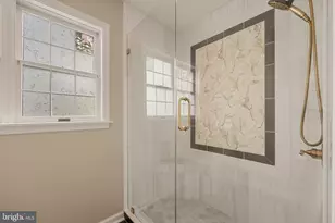 1750 Overlook Dr, Silver Spring, MD 20903 - Photo 23