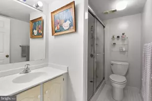 11410 Strand Dr, Rockville, MD 20852 - Photo 29