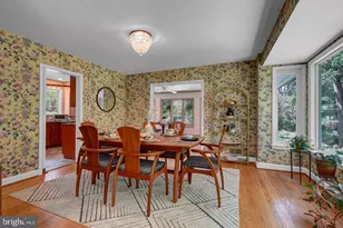 9233 Farnsworth Dr, Potomac, MD 20854 - Photo 19