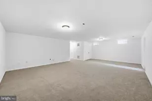 13814 Crownsgate Way, Germantown, MD 20874 - Photo 35
