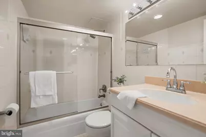4242 E West Highway #506, Chevy Chase, MD 20815 - Photo 19