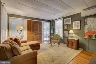 403 6th Ave, Washington Grove, MD 20880 - Photo 9