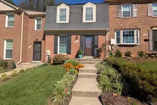 6781 Surreywood Ln, Bethesda, MD 20817 - Photo 1