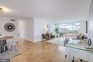 4977 Battery Ln, Bethesda, MD 20814 - Photo 3