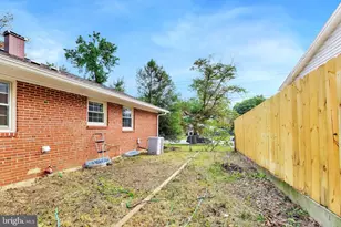 14300 Oakvale St, Rockville, MD 20853 - Photo 29