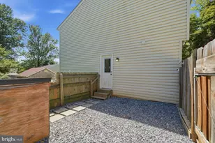 7402 Tarfside Ln, Gaithersburg, MD 20879 - Photo 37