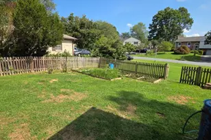 19001 Bloomfield Rd, Olney, MD 20832 - Photo 51
