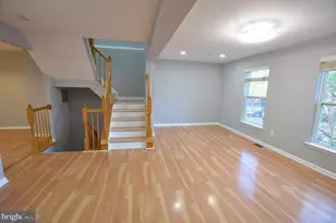 4 Palmetto Ct, Germantown, MD 20874 - Photo 11