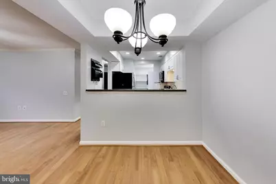 5700 Chapman Mill Drive #2201, Rockville, MD 20852 - Photo 7
