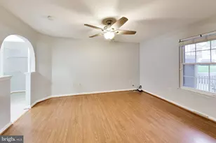 5700 Chapman Mill Dr, Rockville, MD 20852 - Photo 11