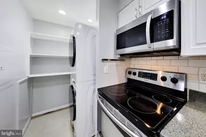 5700 Chapman Mill Drive #2201, Rockville, MD 20852 - Photo 9