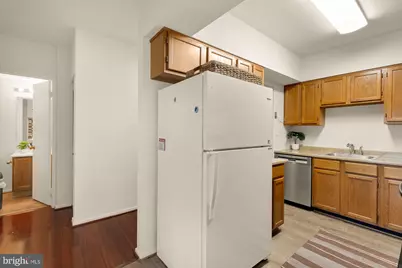 6060 California Circle #406, Rockville, MD 20852 - Photo 27