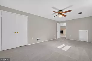 204 Rolling Rd, Gaithersburg, MD 20877 - Photo 29
