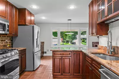 11820 Enid Drive, Potomac, MD 20854 - Photo 5