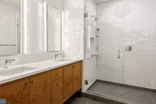 10511 Strathmore Hall St, North Bethesda, MD 20852 - Photo 13
