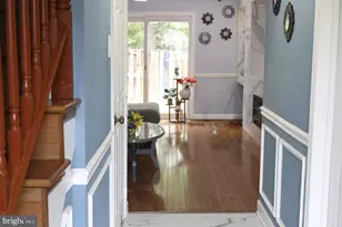 17721 Topfield Dr, Gaithersburg, MD 20877 - Photo 3