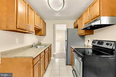 18312 Quondal Court, Gaithersburg, MD 20877 - Photo 3