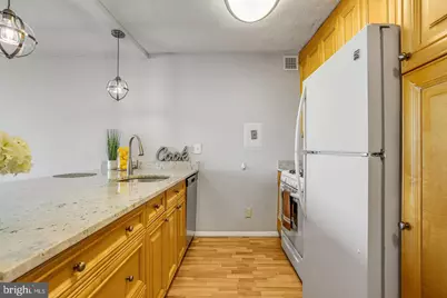 11801 Rockville Pike #1215, Rockville, MD 20852 - Photo 9