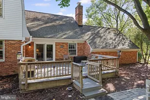 9813 Brookford Rd, Potomac, MD 20854 - Photo 39