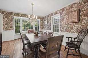9813 Brookford Rd, Potomac, MD 20854 - Photo 15