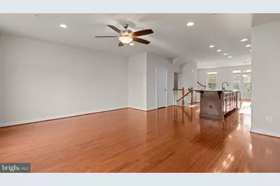 419 Parkview Avenue, Gaithersburg, MD 20866 - Photo 19