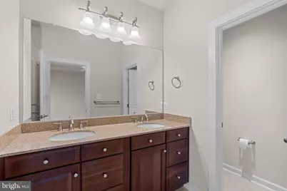 419 Parkview Avenue, Gaithersburg, MD 20866 - Photo 27