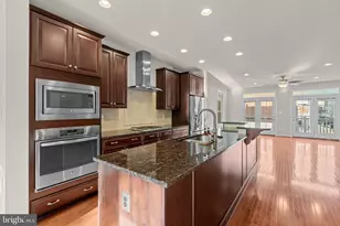 419 Parkview Ave, Gaithersburg, MD 20866 - Photo 3