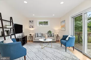 9834 Cherry Tree Ln, Silver Spring, MD 20901 - Photo 17