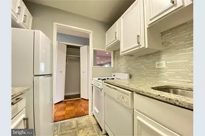 1900 Lyttonsville Road #1103, Silver Spring, MD 20910 - Photo 15