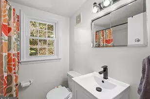 403 Williamsburg Dr N, Silver Spring, MD 20901 - Photo 13